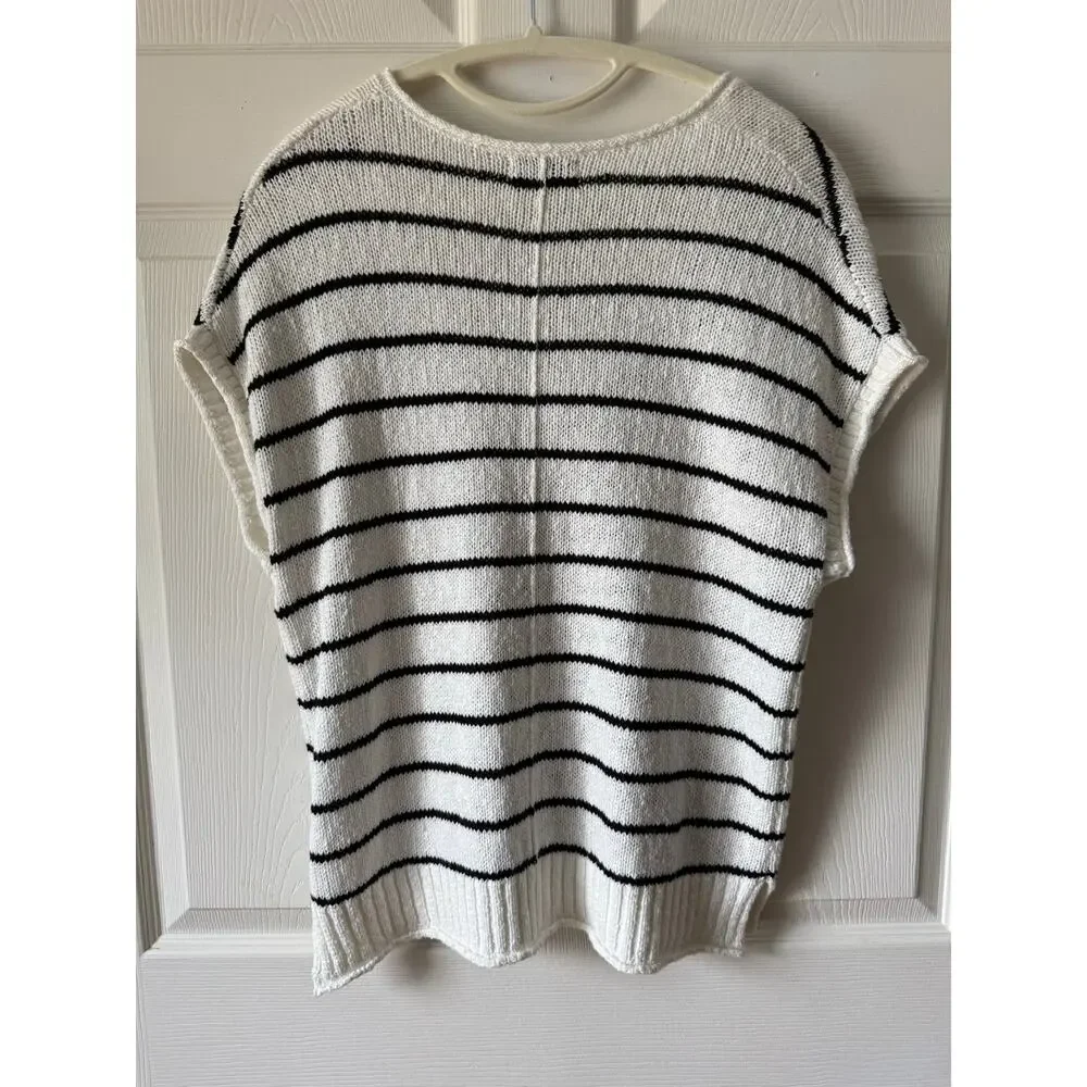 Evereve White Black Stripe Cotton Sweater Top Size M Short Sleeve Coastal Light